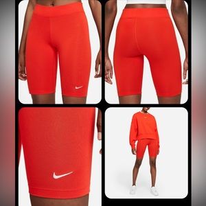 Nike Essential Bike Shorts - Red- Size Large